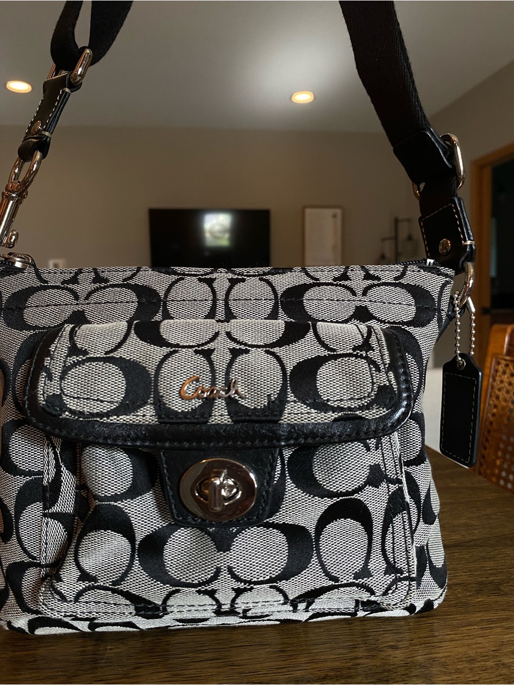 Coach Black and Cream Signature Canvas Shoulder Bag with Turn-Lock Flap - Picture 2 of 8